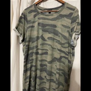 Camo top